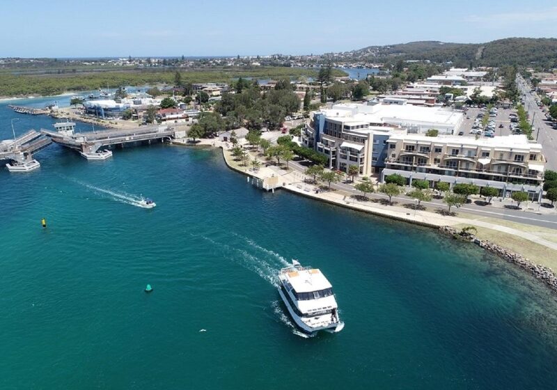 Lady Mac Marine Rescue Lake Mac 800